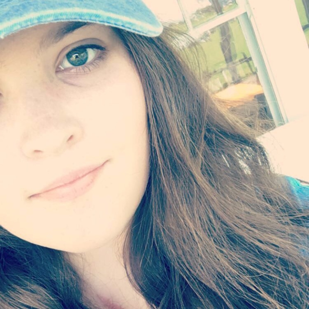 Meet your Posher, Anna